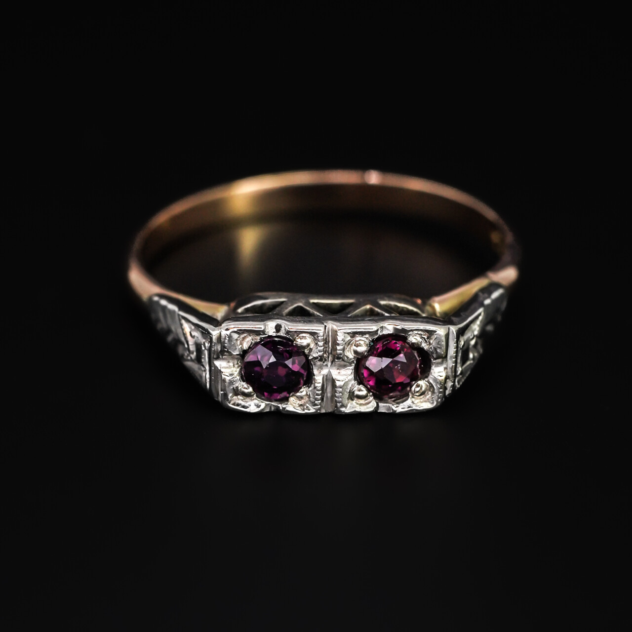Vintage 9ct Yellow & White Gold Twin Ruby Ring Size N 1/2 #67296 Vintage 9ct Yellow & White Gold Twin Ruby Ring Size N 1/2 #67296 - Image 3