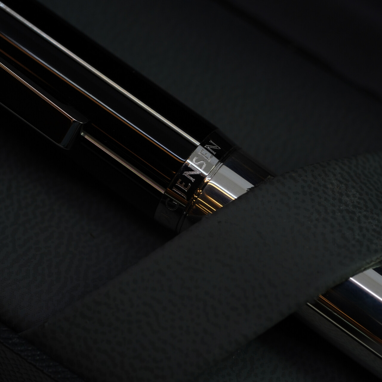 Georg Jensen MASTER Sterling Silver Fountain Pen – Fine Tip – Boxed #67144 Georg Jensen MASTER Sterling Silver Fountain Pen – Fine Tip – Boxed #67144 - Image 10