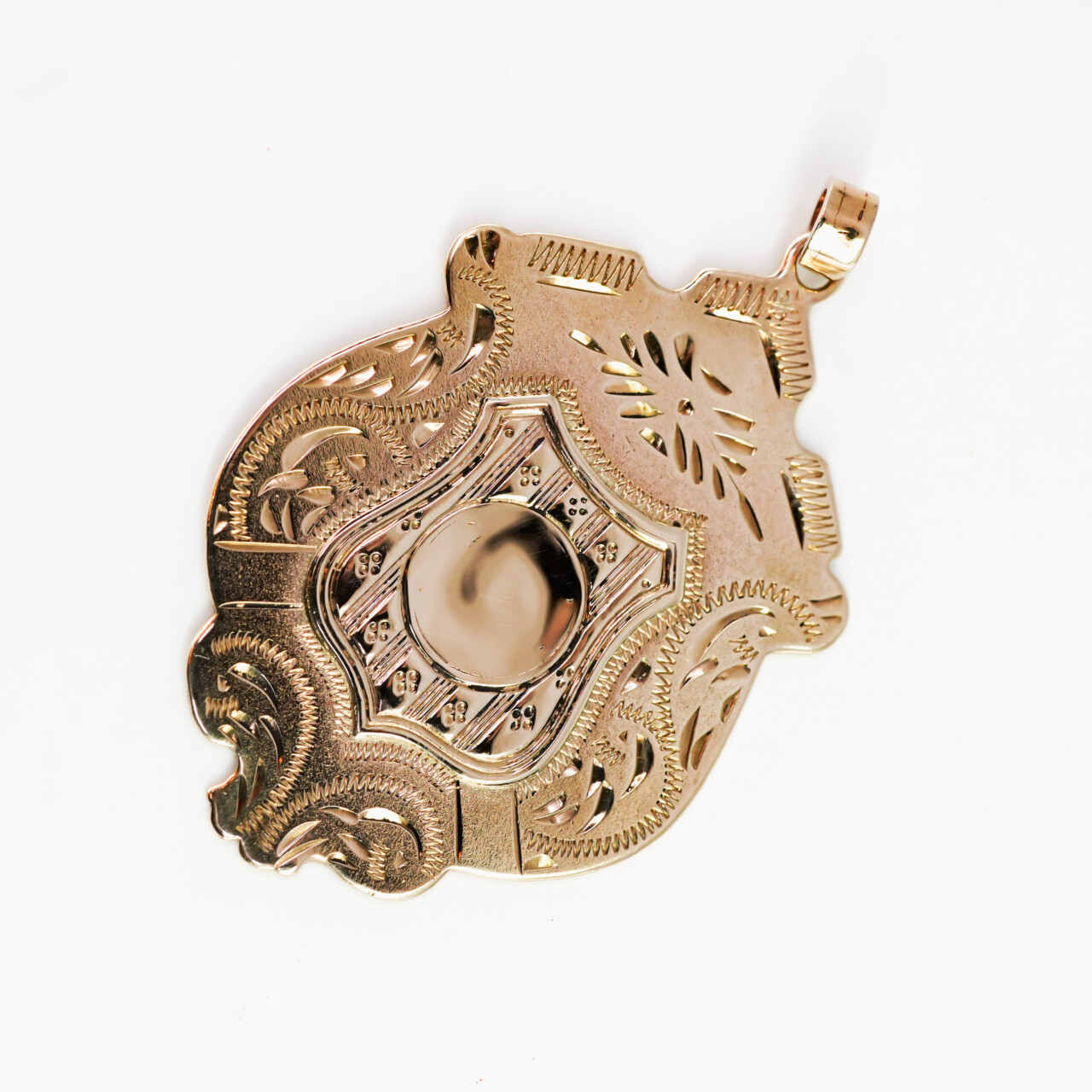 Vintage 9ct Yellow Gold Shield Pendant #66312 Vintage 9ct Yellow Gold Shield Pendant #66312 - Image 8