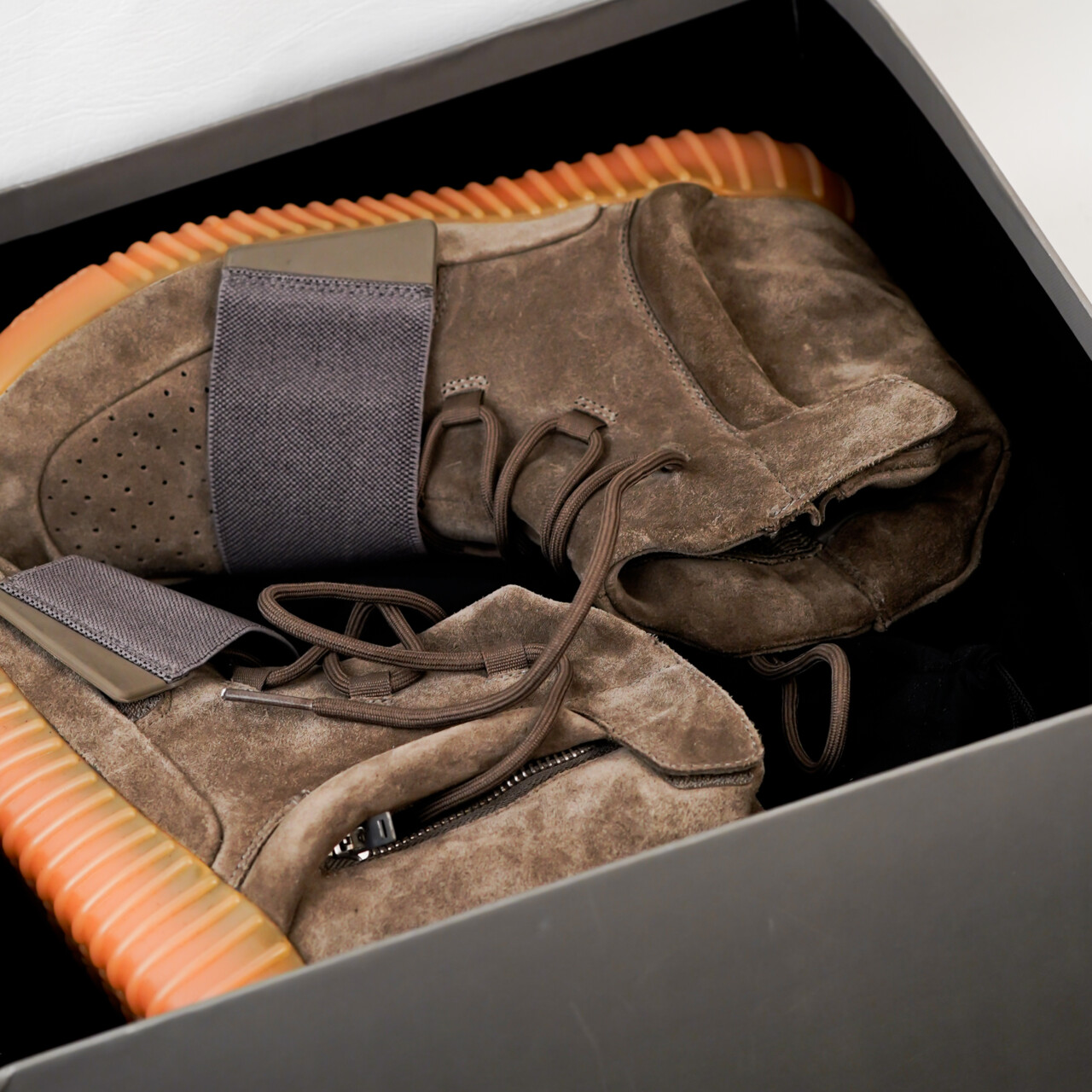 Adidas Yeezy Boost 750 Chocolate Brown Gum Shoes – Size US12