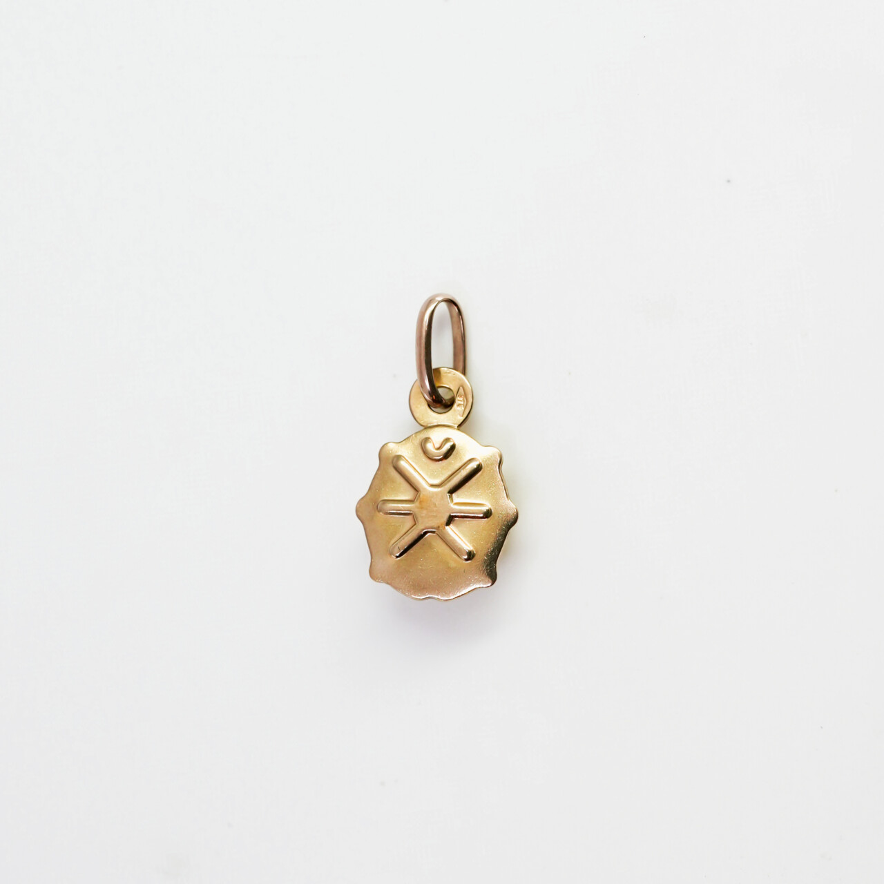 9ct Yellow Gold Ladybug Charm / Pendant #65081 9ct Yellow Gold Ladybug Charm / Pendant #65081 - Image 8