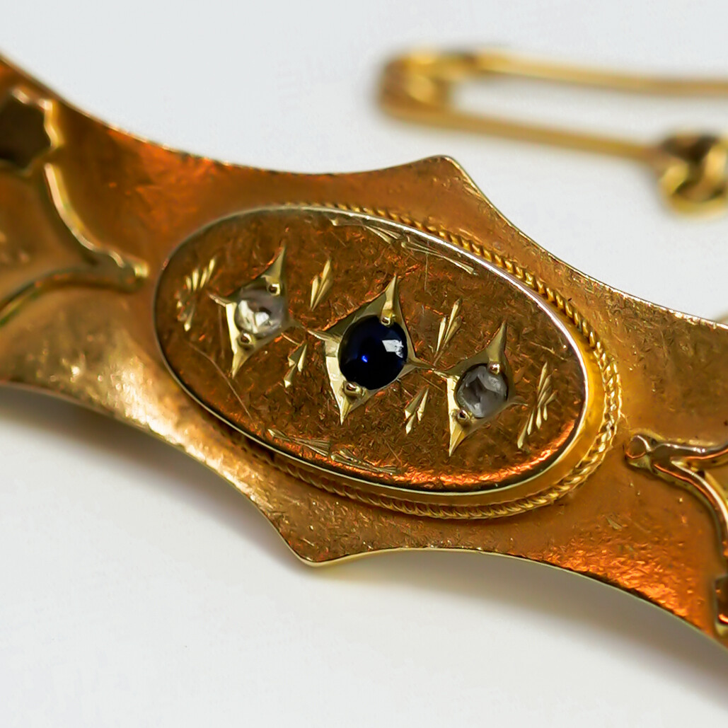 Antique 15ct Yellow Gold Sapphire & Rose Cut Diamond Brooch #67171 Antique 15ct Yellow Gold Sapphire & Rose Cut Diamond Brooch #67171 - Image 3