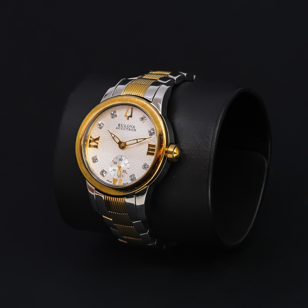 Bulova Accutron 65P100 31mm 2-Tone Swiss Diamond Watch #59385 Bulova Accutron 65P100 31mm 2-Tone Swiss Diamond Watch #59385 - Image 2