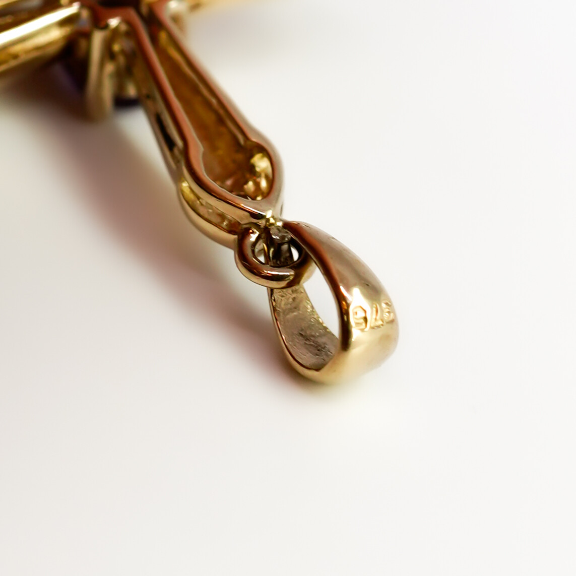 9ct Yellow Gold Amethyst & Diamond Cross Pendant #67285 9ct Yellow Gold Amethyst & Diamond Cross Pendant #67285 - Image 5