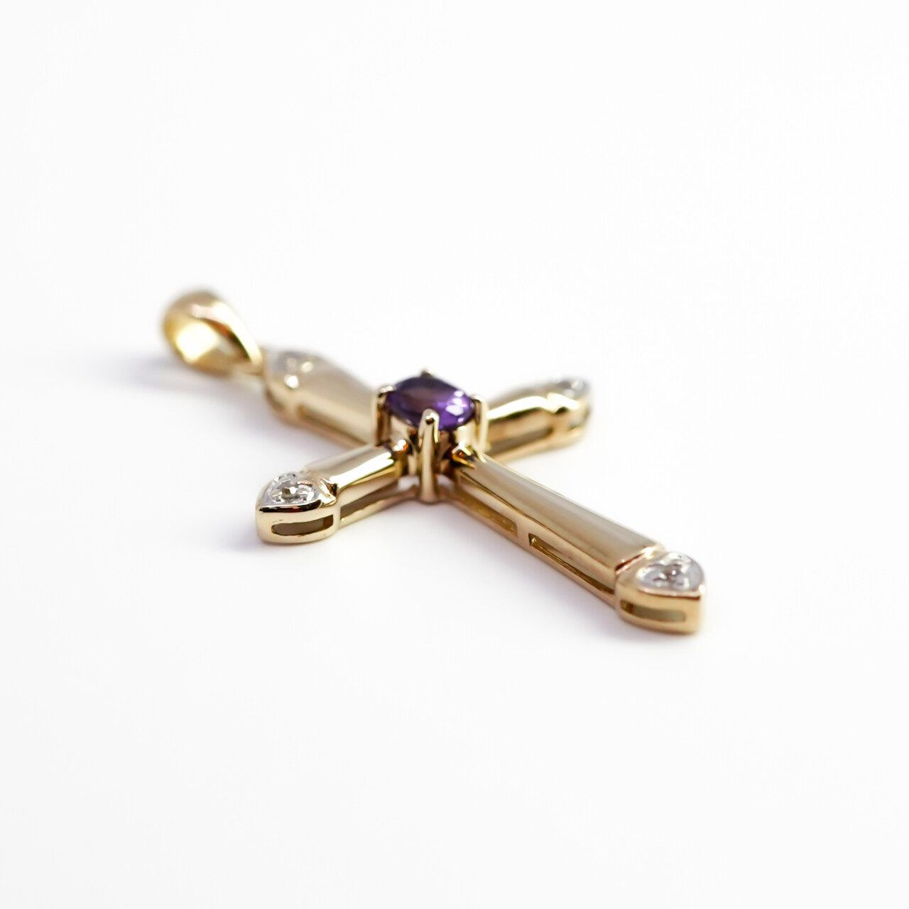 9ct Yellow Gold Amethyst & Diamond Cross Pendant #67285 9ct Yellow Gold Amethyst & Diamond Cross Pendant #67285 - Image 6