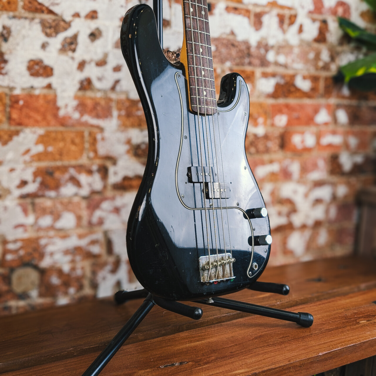 Vintage 1983/84 Squier SQ Precision Bass Guitar – Made in Japan (Black) #65611 Vintage 1983/84 Squier SQ Precision Bass Guitar – Made in Japan (Black) #65611 - Image 10