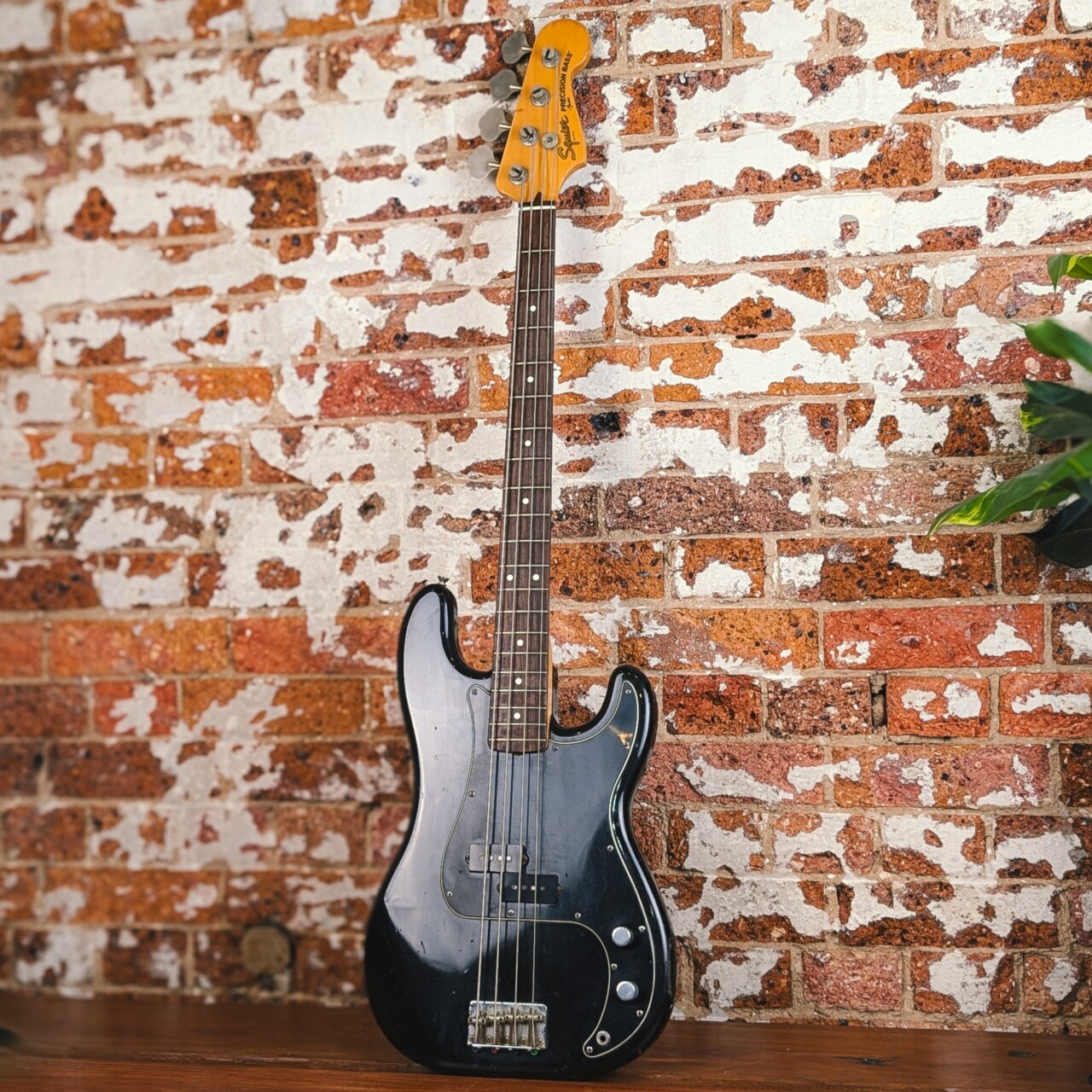 Vintage 1983/84 Squier SQ Precision Bass Guitar – Made In Japan