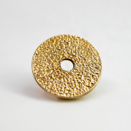 18ct Yellow Gold Round Disc Pendant – 20mm  – Hammered Finish #67240