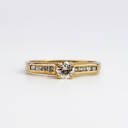18ct Yellow Gold Diamond Ring – 0.55ct Total – Size O Valuation: $3,950