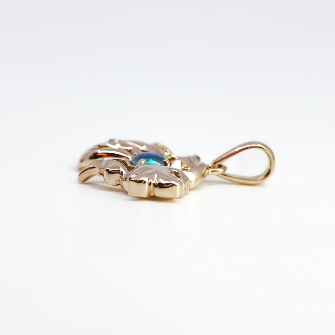 9ct Yellow Gold Opal Fish Pendant #67411 9ct Yellow Gold Opal Fish Pendant #67411 - Image 7