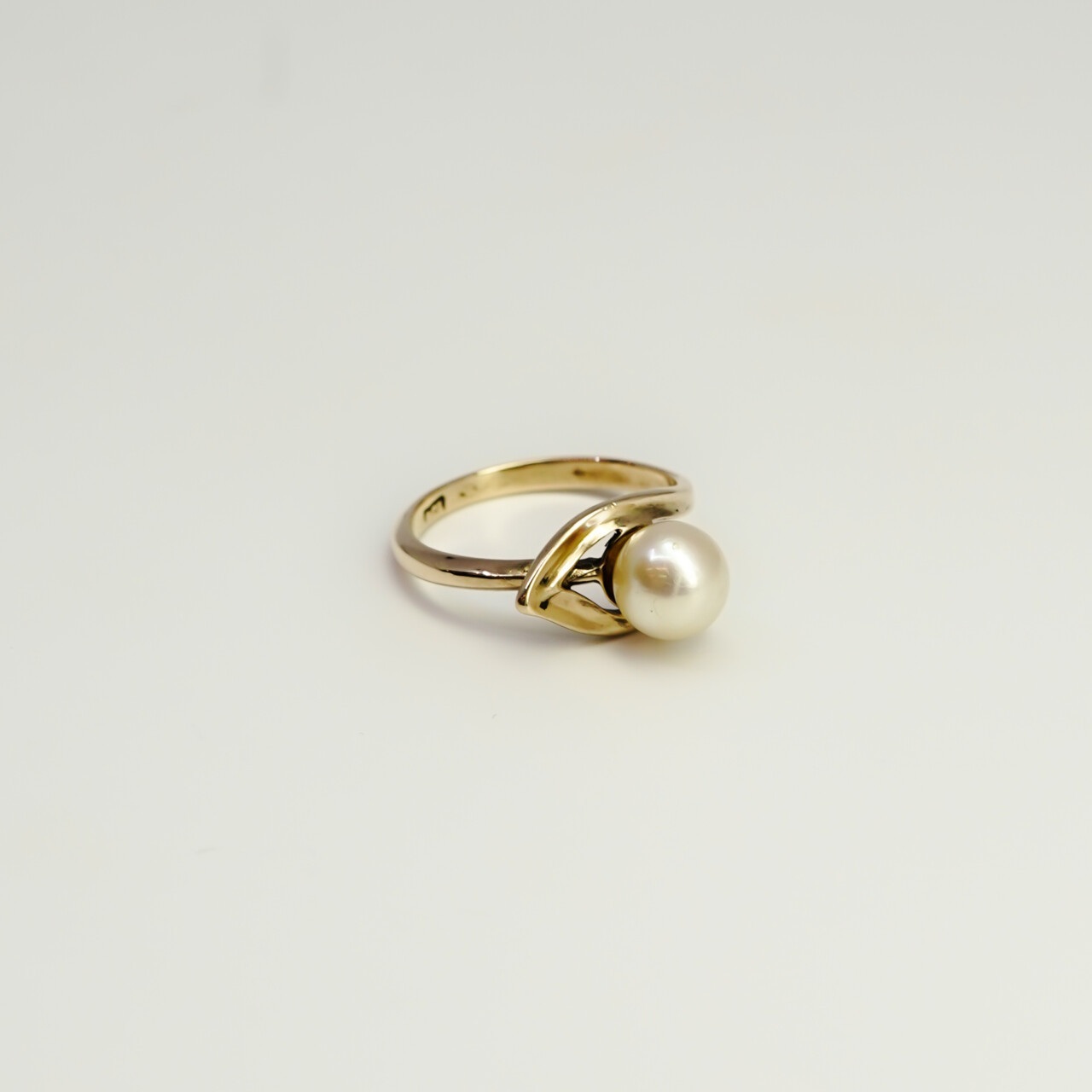 Vintage 9ct Yellow Gold Cultured Pearl Solitaire Ring – Size I #67645 Vintage 9ct Yellow Gold Cultured Pearl Solitaire Ring – Size I #67645 - Image 6