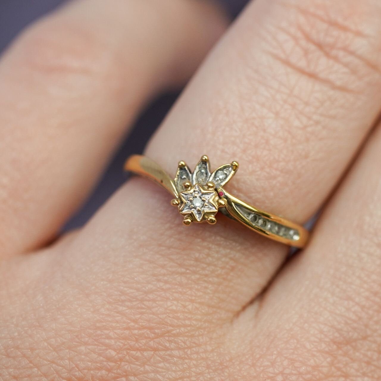9ct Yellow Gold Diamond Cluster Ring – Size N½ #67242 9ct Yellow Gold Diamond Cluster Ring – Size N½ #67242 - Image 2