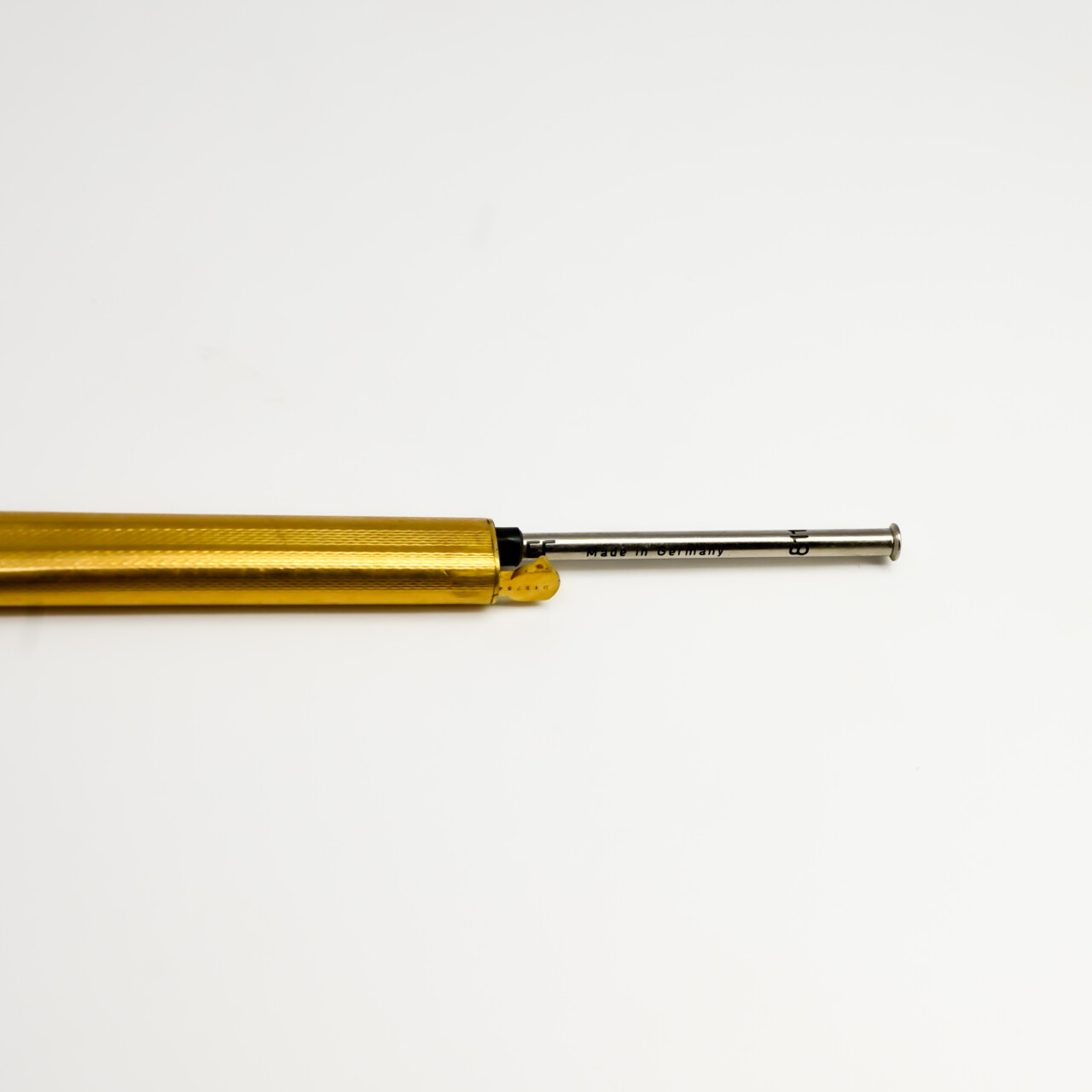 Vintage Cartier Trinity Ballpoint Pen – Gold Plated – Engraved #4255-62 Vintage Cartier Trinity Ballpoint Pen – Gold Plated – Engraved #4255-62 - Image 8