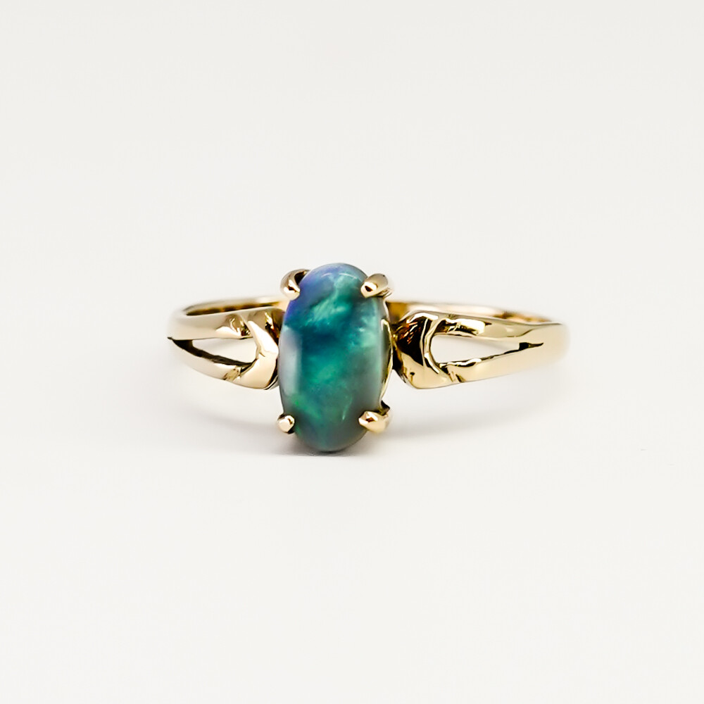 18ct Yellow Gold Solid Natural Opal Ring - Oval Cut – Size K #67640 18ct Yellow Gold Solid Natural Opal Ring - Oval Cut – Size K