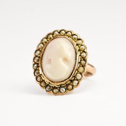 Vintage 9ct Yellow Gold Cameo & Seed Pearl Ring