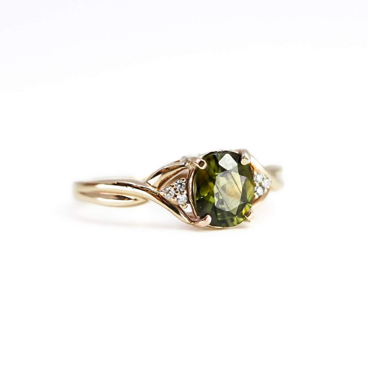 9ct Yellow Gold 1.09ct Australian Green Sapphire & Diamond Ring Size O – Anakie QLD #66205