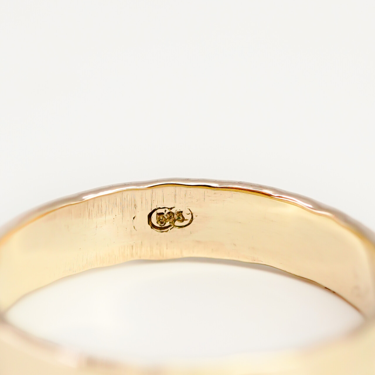 14ct Yellow Gold Hammered Finish Ring - 3.9mm Band - Size L½ #67791 14ct Yellow Gold Hammered Finish Ring - 3.9mm Band - Size L½ #67791 - Image 4