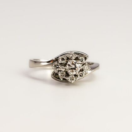 18ct White Gold Diamond Cluster Halo Ring Size N #67841