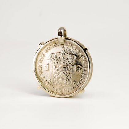 1931 Netherlands Wilhelmina 1 Gulden Coin in Sterling Silver Pendant