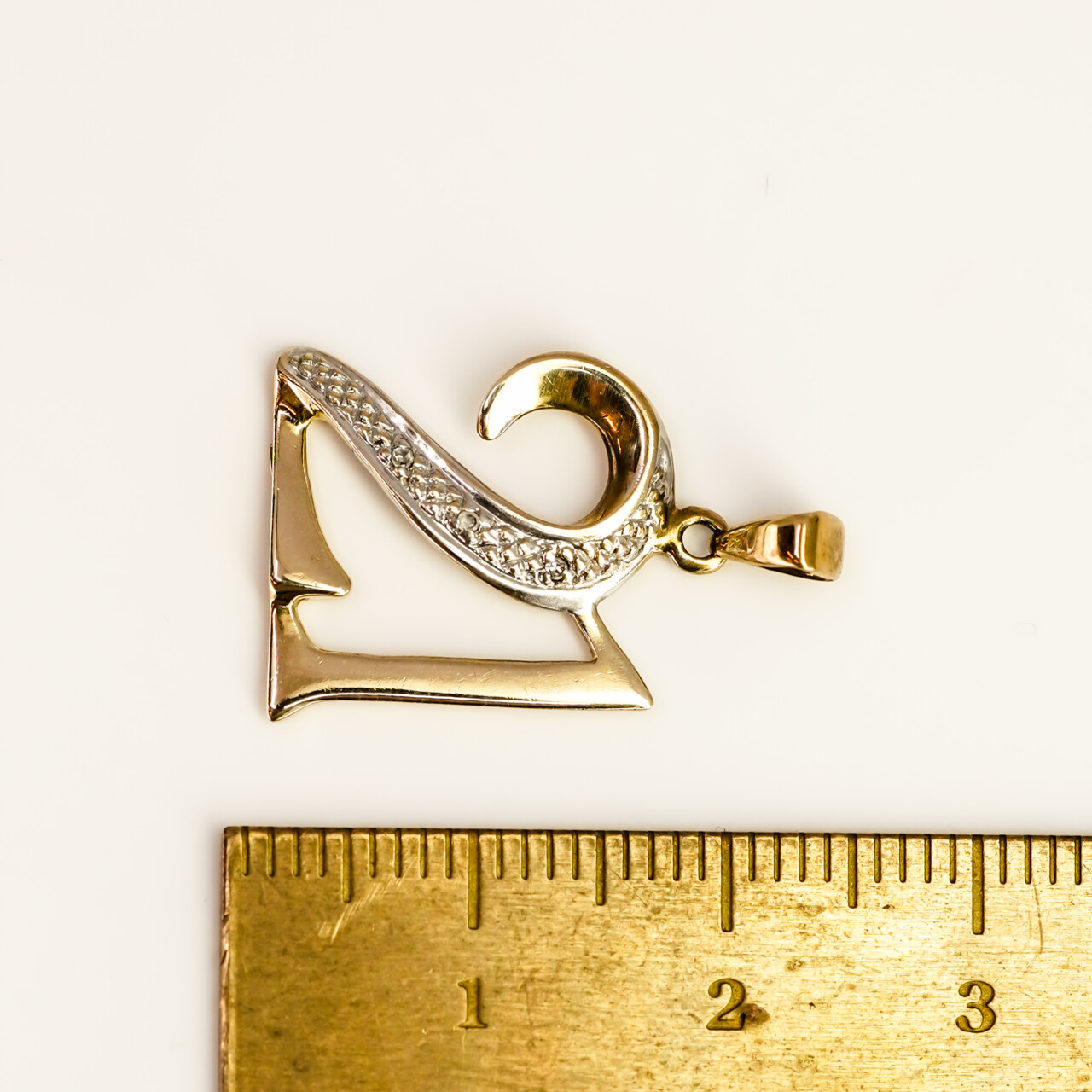 9ct Yellow Gold Diamond 21st Birthday Pendant #67424 9ct Yellow Gold Diamond 21st Birthday Pendant #67424 - Image 3