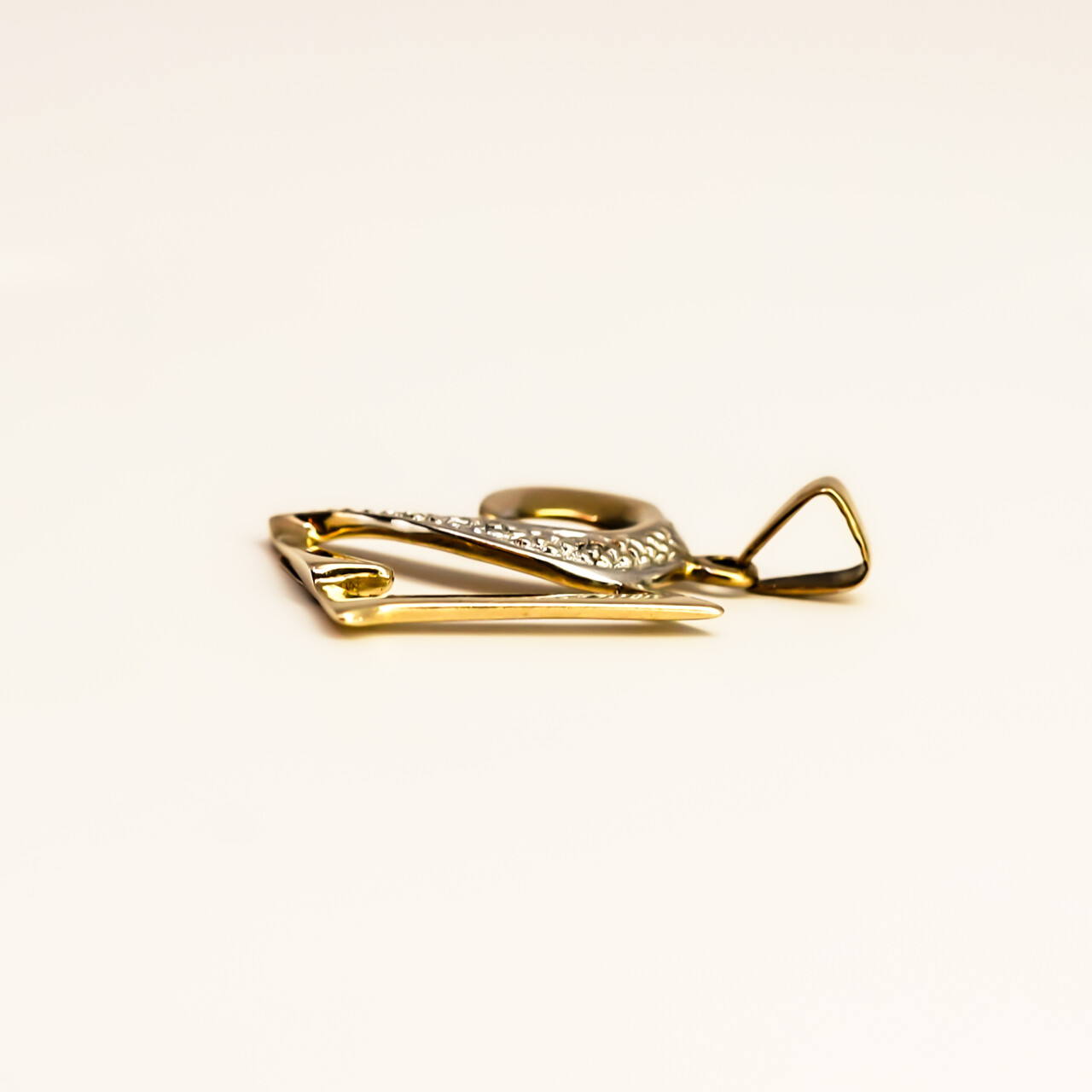 9ct Yellow Gold Diamond 21st Birthday Pendant #67424 9ct Yellow Gold Diamond 21st Birthday Pendant #67424 - Image 6