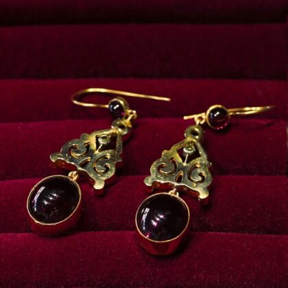 Vintage Yellow Gold Drop Earrings - 13ct Garnet & Old Cut Diamonds