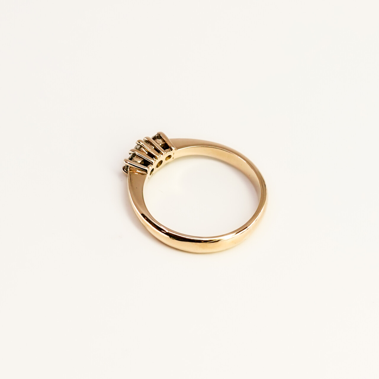 9ct Yellow Gold Diamond Trilogy Ring Size M #67622 9ct Yellow Gold Diamond Trilogy Ring Size M #67622 - Image 5