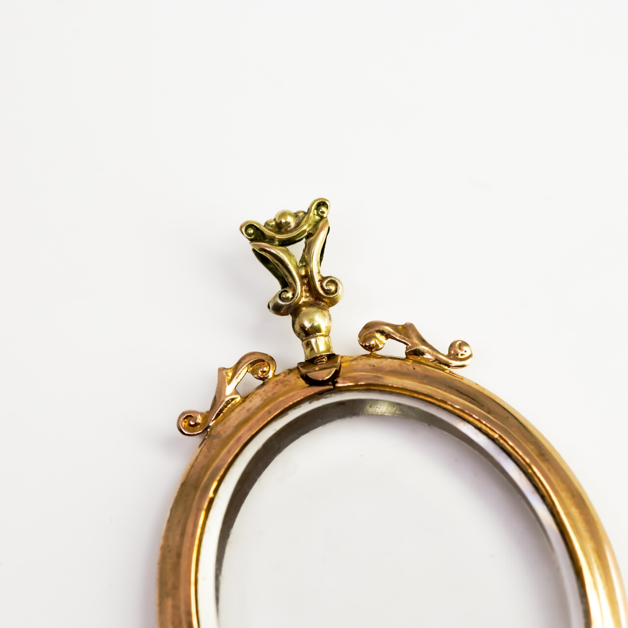 Vintage 9ct Yellow Gold Picture Frame Pendant – 48x40mm #67785 Vintage 9ct Yellow Gold Picture Frame Pendant – 48x40mm #67785 - Image 6
