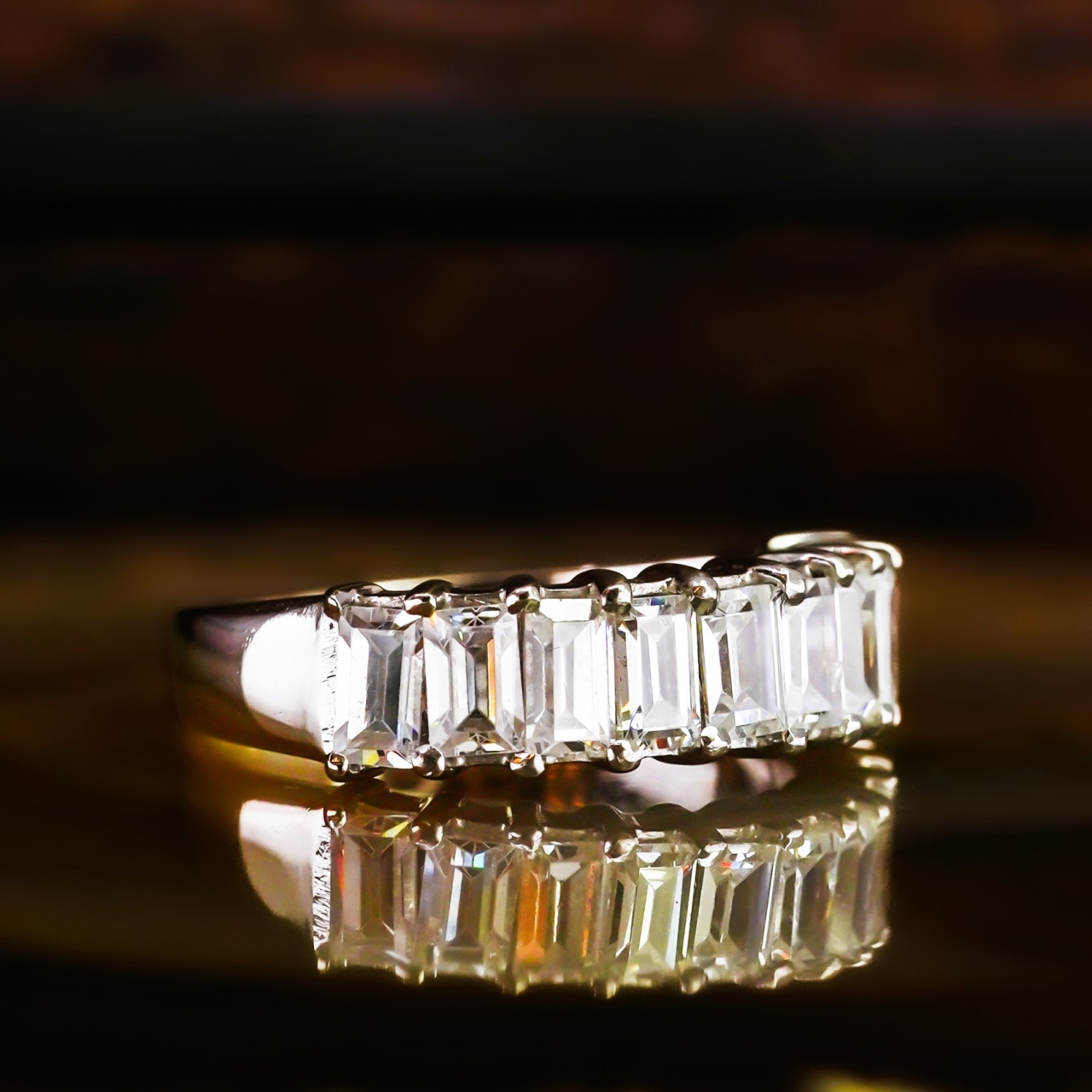 14ct White Gold Cubic Zirconia Eternity Ring – Size I½#67811 14ct White Gold Cubic Zirconia Eternity Ring – Size I½#67811 - Image 3