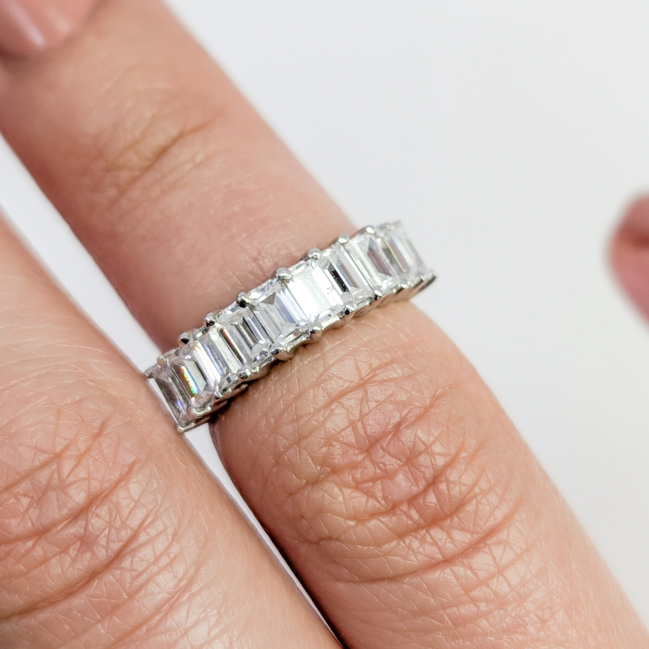 14ct White Gold Cubic Zirconia Eternity Ring – Size I½#67811 14ct White Gold Cubic Zirconia Eternity Ring – Size I½#67811 - Image 4