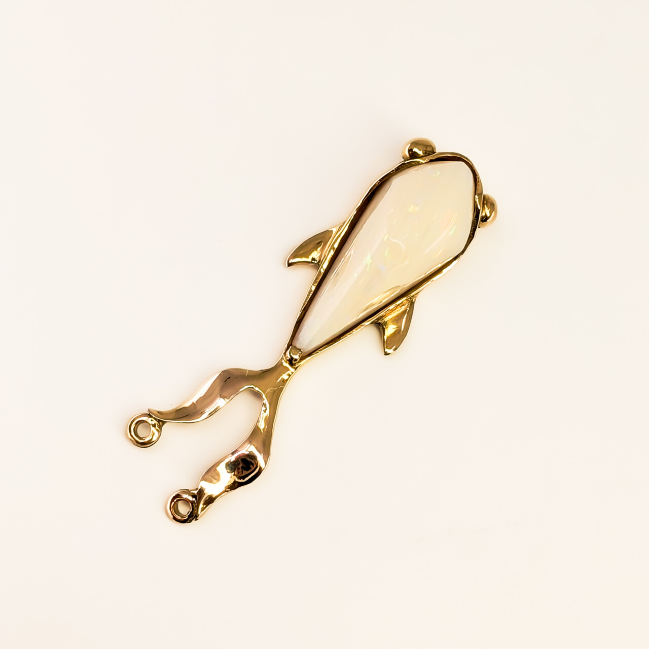 18ct Yellow Gold Solid Milky Opal Fantail Fish Pendant Handmade #67985 18ct Yellow Gold Solid Milky Opal Fantail Fish Pendant Handmade #67985 - Image 4