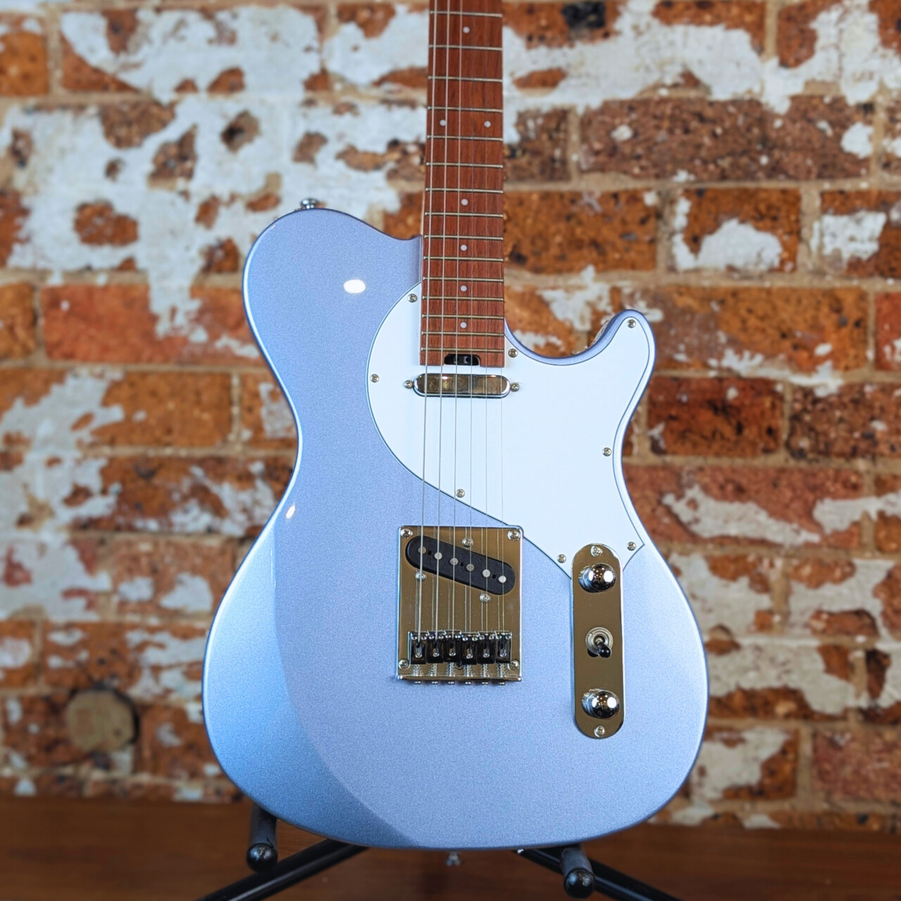Cort Classic TC Electric Guitar – Blue Ice Metallic – Near-New