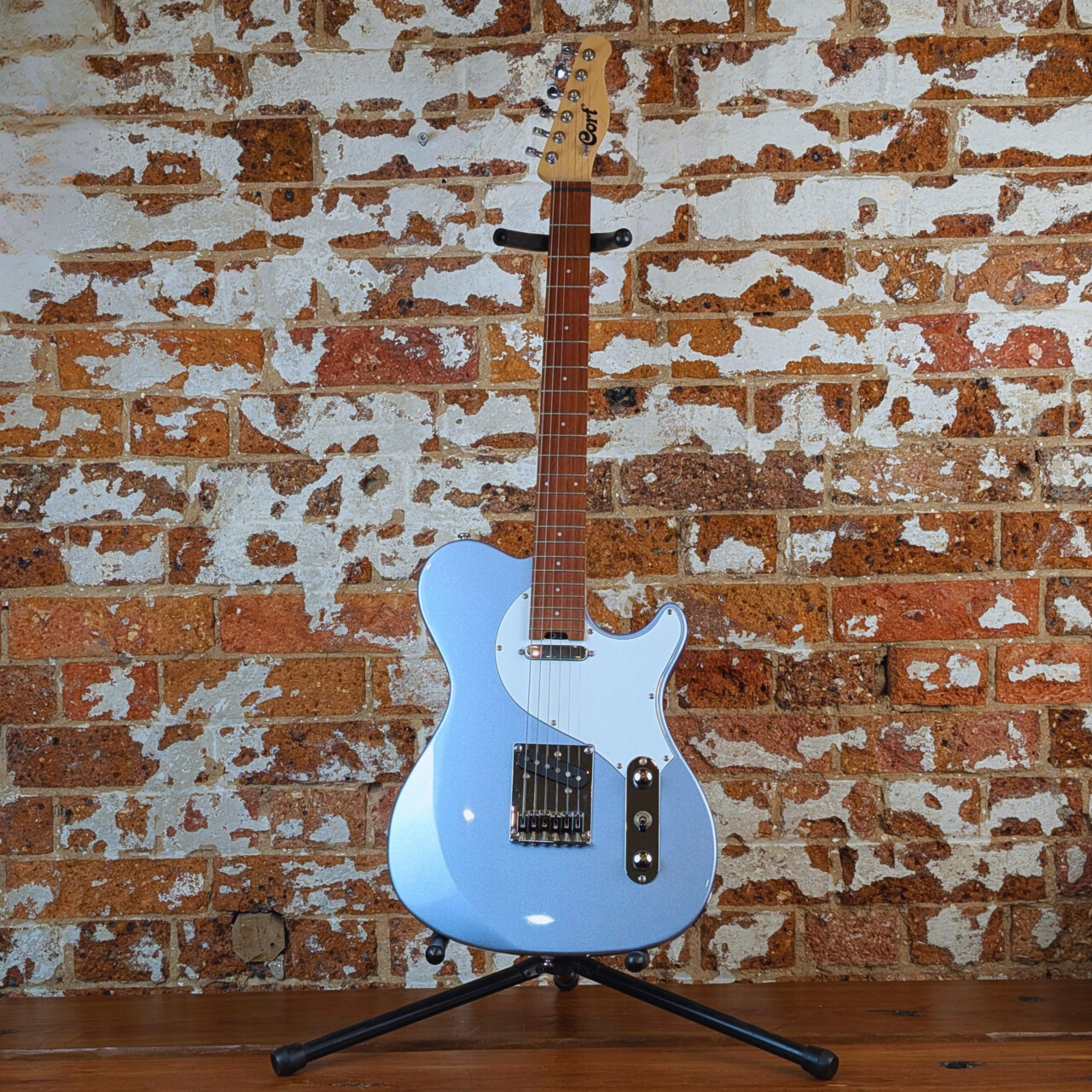 Cort Classic TC Electric Guitar – Blue Ice Metallic – Near-New