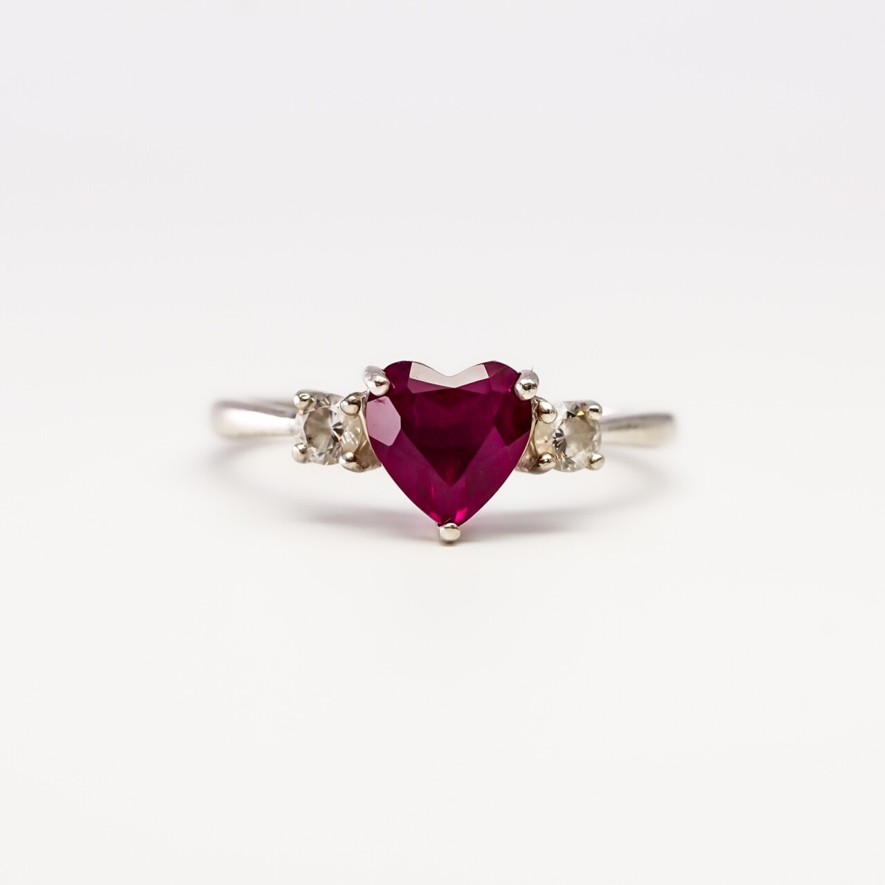 Sterling Silver Heart Shaped Stone Ring – Size O 67345