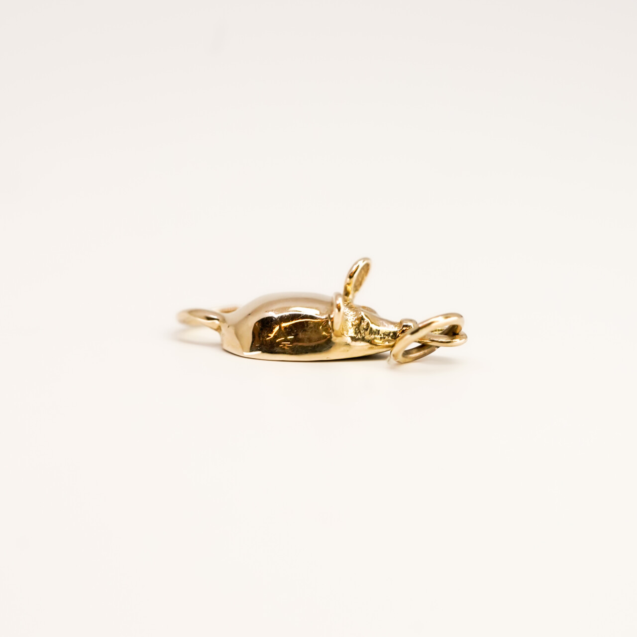9ct Yellow Gold Mouse Charm / Pendant - 22mm #67509 9ct Yellow Gold Mouse Charm / Pendant - 22mm #67509 - Image 3