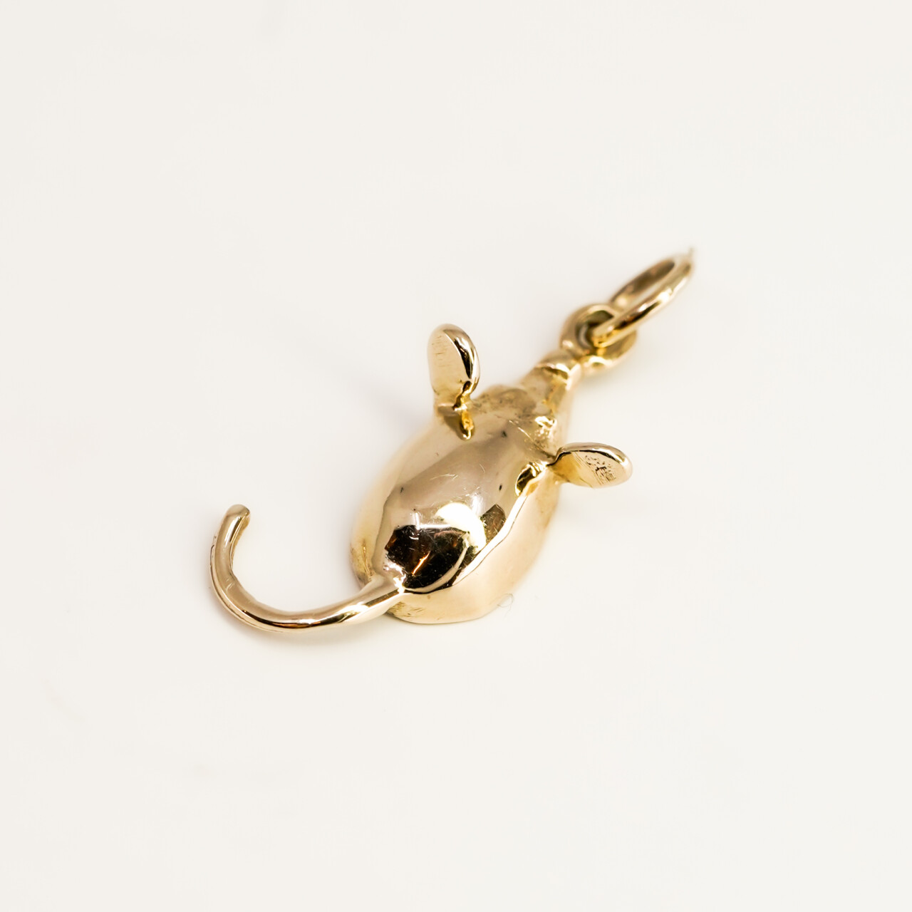 9ct Yellow Gold Mouse Charm / Pendant - 22mm #67509 9ct Yellow Gold Mouse Charm / Pendant - 22mm #67509 - Image 2