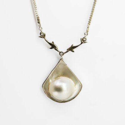 Sterling Silver Mabe Pearl Dolphin Necklace 50cm – New Old Stock #68077