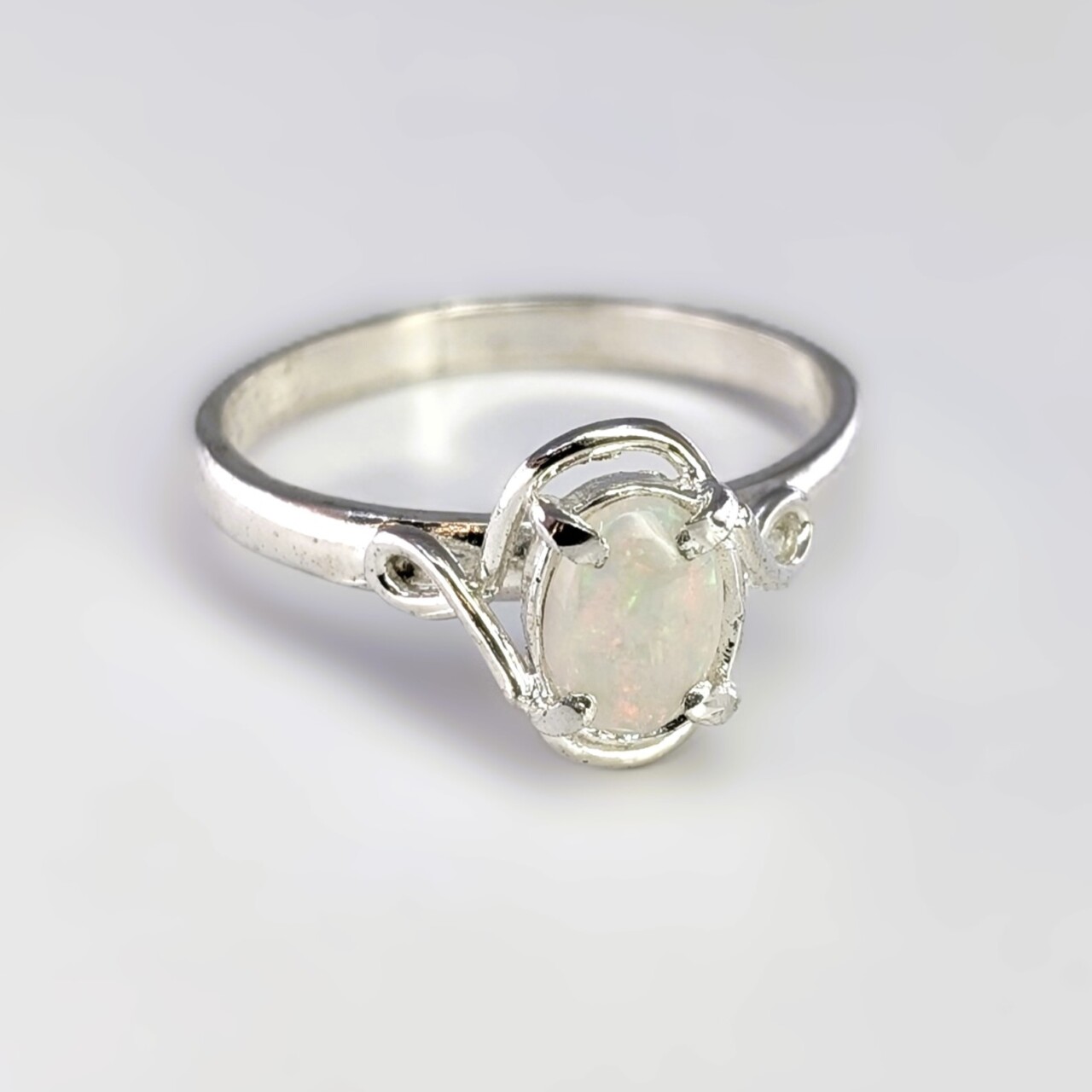 Sterling Silver Solid Opal – Milky White – Size O½ – New Old Stock #68059