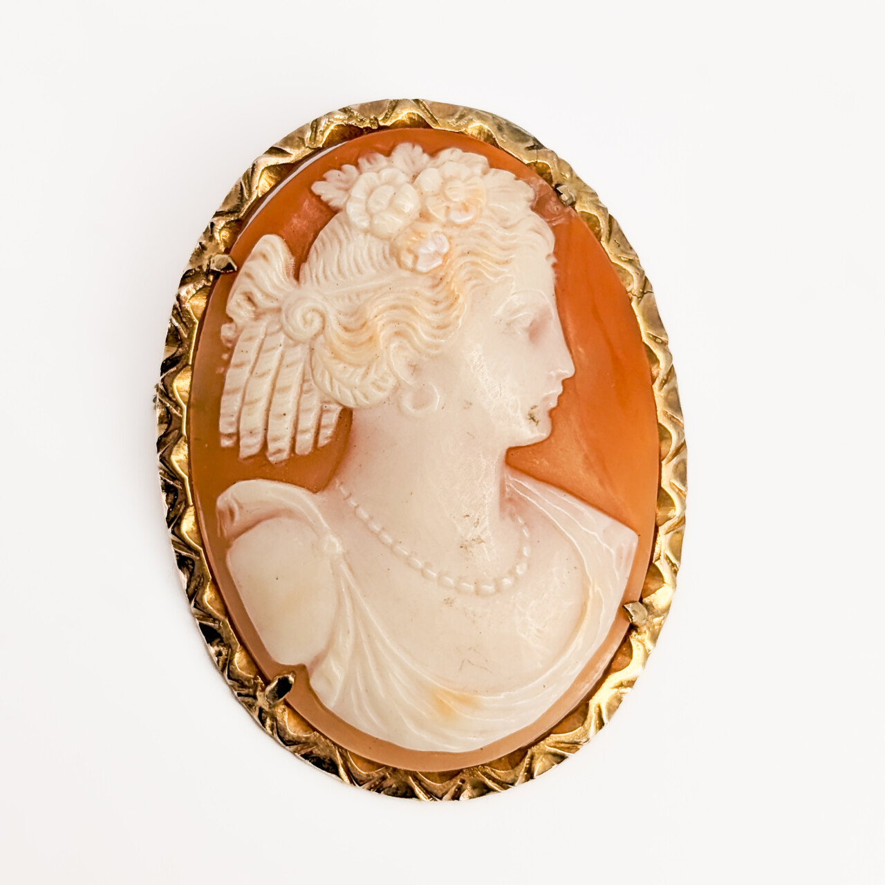 Vintage Gold-Plated Cameo Brooch – Lady’s Portrait - 43 x 33mm #67058 Vintage Gold-Plated Cameo Brooch – Lady’s Portrait - 43 x 33mm #67058