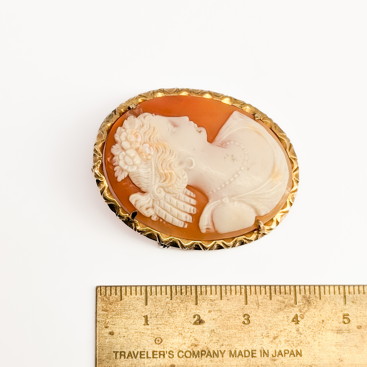 Vintage Gold-Plated Cameo Brooch – Lady’s Portrait - 43 x 33mm #67058 Vintage Gold-Plated Cameo Brooch – Lady’s Portrait - 43 x 33mm #67058 - Image 3