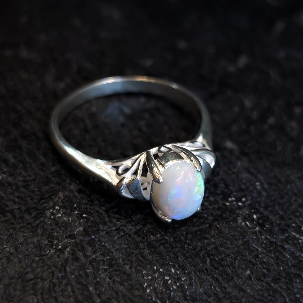 Sterling Silver Solid Opal Cabochon Ring Size P – New Old Stock #68055 Sterling Silver Solid Opal Cabochon Ring Size P – New Old Stock #68055 - Image 3