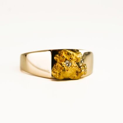 9ct Yellow Gold Ring with 23ct Diamond-Set Nugget 5.9g – Size X #67186