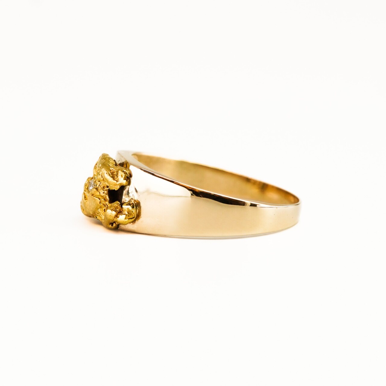 9ct Yellow Gold Ring with 23ct Diamond-Set Nugget 5.9g – Size X #67186 9ct Yellow Gold Ring with 23ct Diamond-Set Nugget 5.9g – Size X #67186 - Image 4