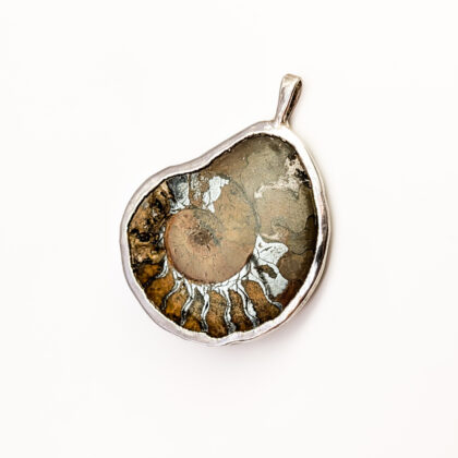 Sterling Silver Ammonite Shell Fossil Pendant - 28mm Wide #68072