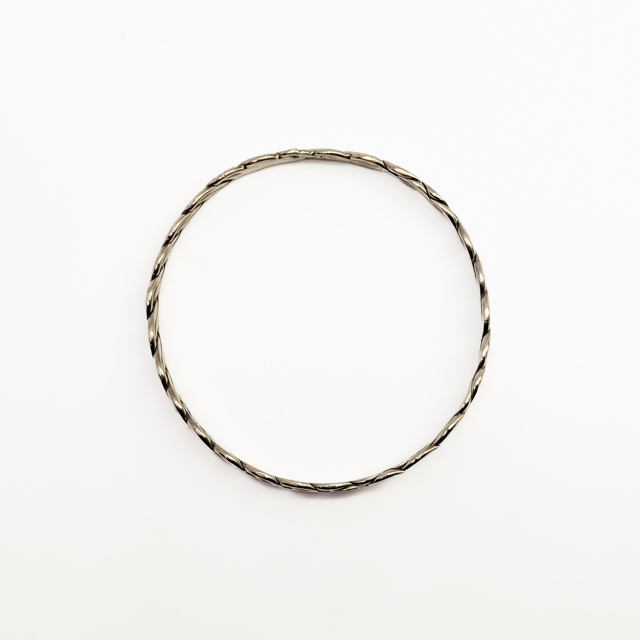 Vintage Sterling Silver Woven Bangle – 65mm #67049 Vintage Sterling Silver Woven Bangle – 65mm #67049 - Image 5