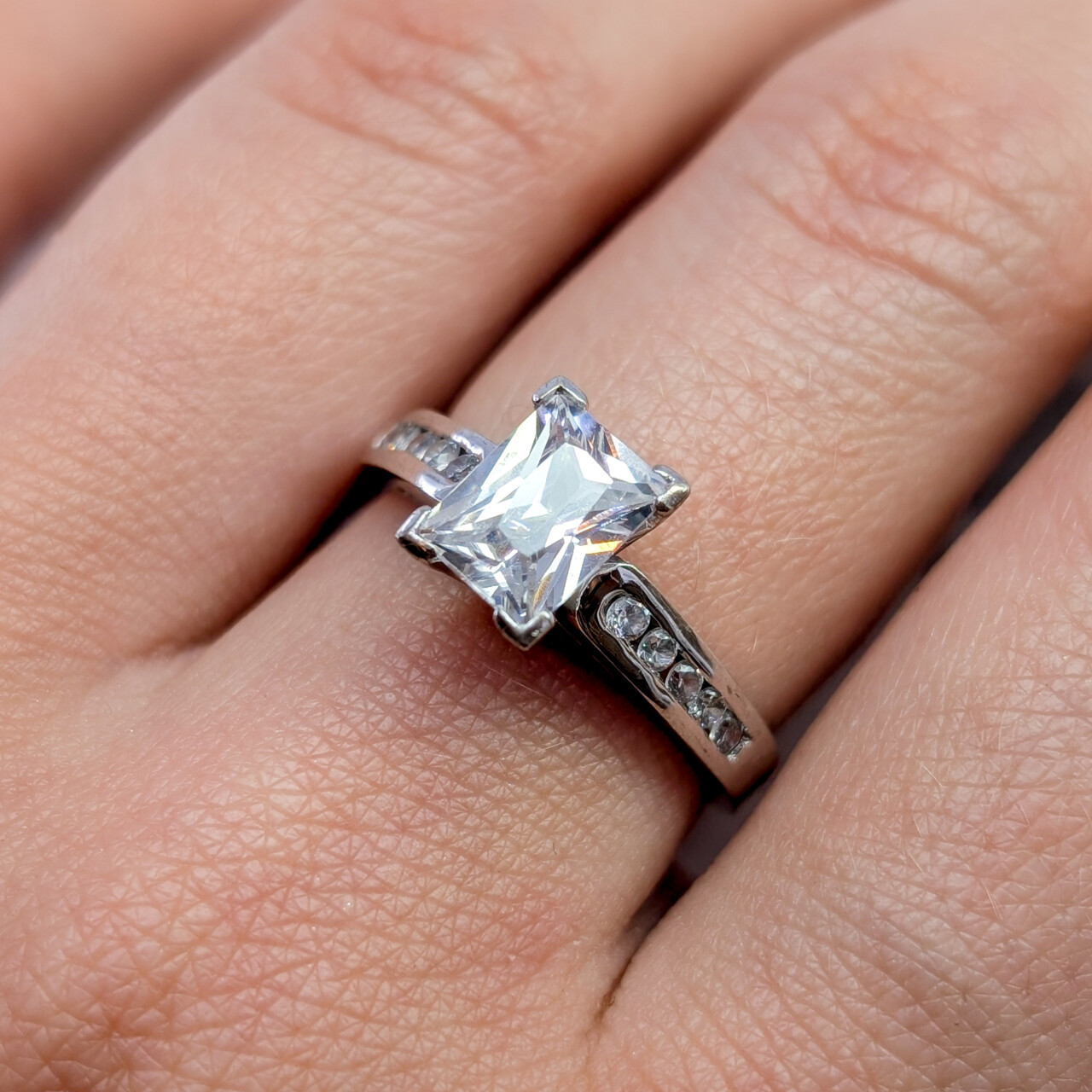 Sterling Silver Cubic Zirconia Ring - Size Q #68021 Sterling Silver Cubic Zirconia Ring - Size Q #68021 - Image 2