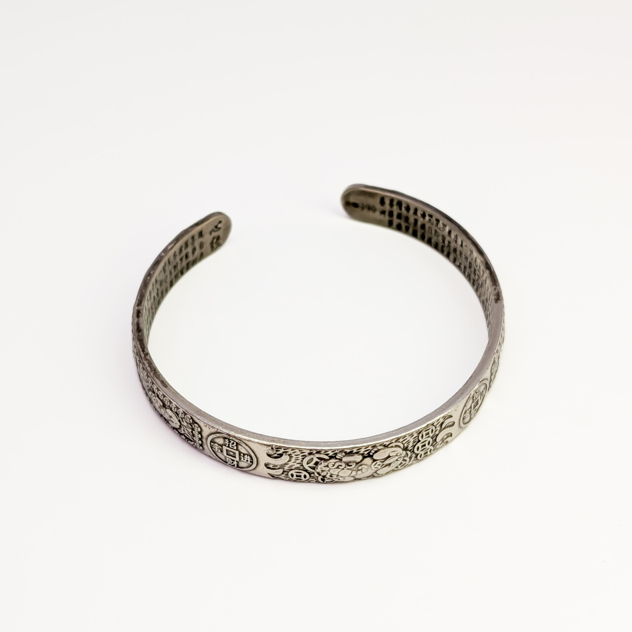 Silver-Plated Copper Chinese Cuff Bangle - 65mm #67600 Silver-Plated Copper Chinese Cuff Bangle - 65mm #67600 - Image 4