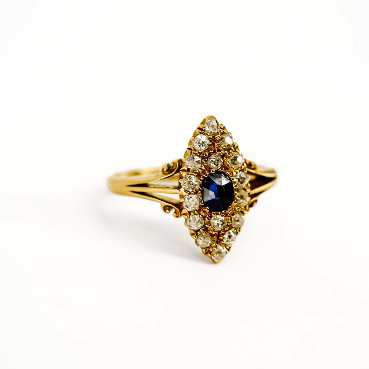 Antique Sapphire & Diamond Ring - 18ct Yellow Gold - Val $4800 Size J 1/2 #910208 Antique Sapphire & Diamond Ring - 18ct Yellow Gold - Val $4800 Size J 1/2 #910208 - Image 11