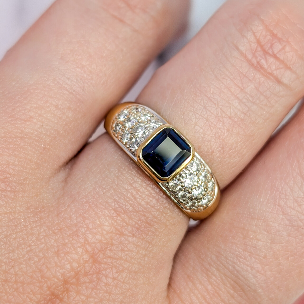 Australian Sapphire & Diamond Ring – 18ct Yellow Gold - Val $5,995 – Size P½ #68624 Australian Sapphire & Diamond Ring – 18ct Yellow Gold - Val $5,995 – Size P½ #68624 - Image 4