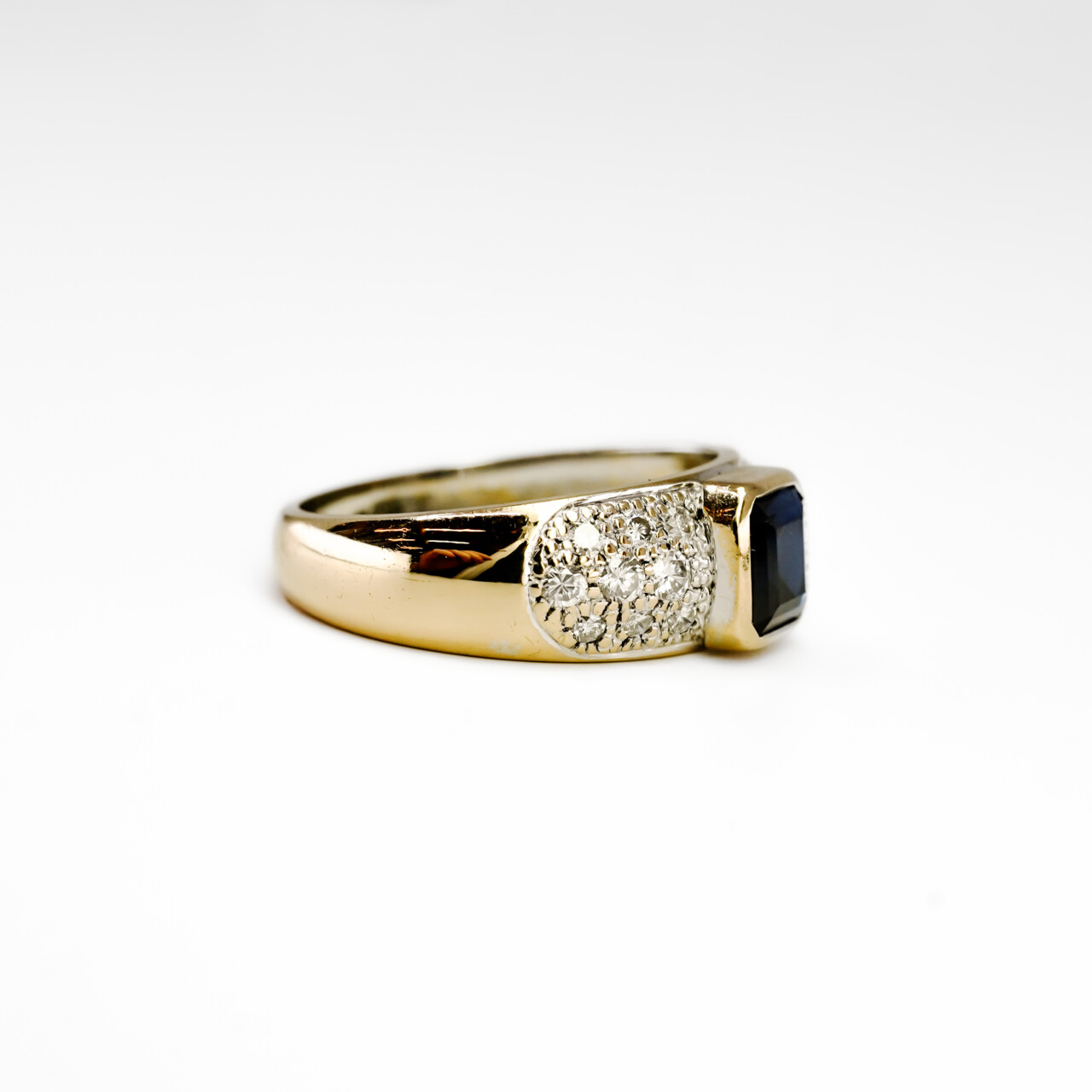 Australian Sapphire & Diamond Ring – 18ct Yellow Gold - Val $5,995 – Size P½ #68624 Australian Sapphire & Diamond Ring – 18ct Yellow Gold - Val $5,995 – Size P½ #68624 - Image 10